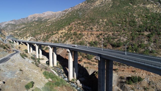 Bitlis-Diyarbakır kara yolunun zorlu bölgeleri artık güvenle aşılacak