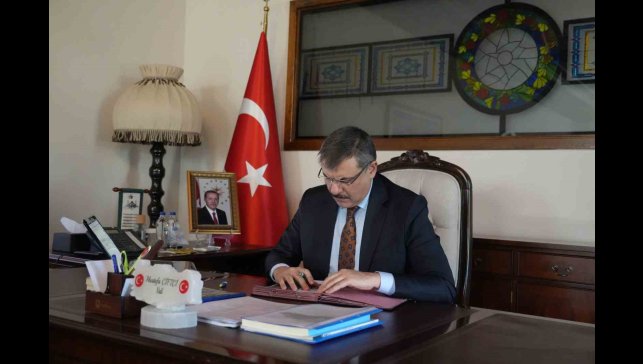 Vali Mustafa Çiftçi'nin "Erzurum Kongre Binası" mesaisi