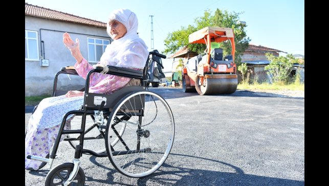 Gülistan Teyze'nin duaları Yeşilyurt Belediyesi'ne