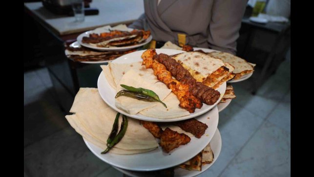 Alanya'da bin 600 TL, Elazığ'da 500 TL: Müşteri fiyatlara inanamadı