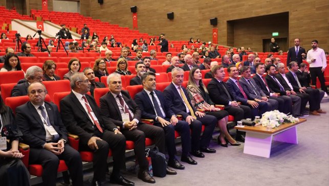 Erzincan'da "Kureyşan Ocağı ve Aşık Davut Sulari Sempozyumu" başladı