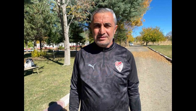 Elazığspor Teknik Direktörü Sarıgül: "Küçük dikkatsizliklerle alakalı çalışacağız"