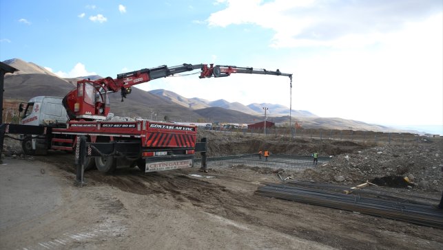 Erzurum'da sahipsiz hayvanlar, sokak ve kafesler yerine doğal yaşam alanlarında yaşayabilecek