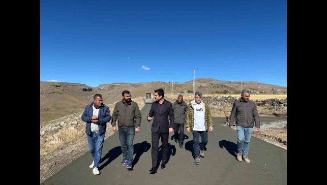 Susuz'da köy yolları beton oluyor