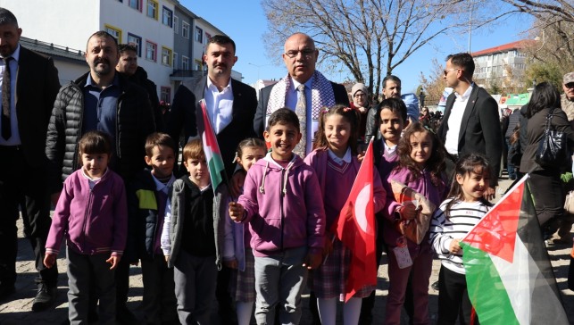 Ağrı'da 103 okuldaki kermesten elde edilen 3 milyon liralık gelir Gazze'ye ulaştırılacak