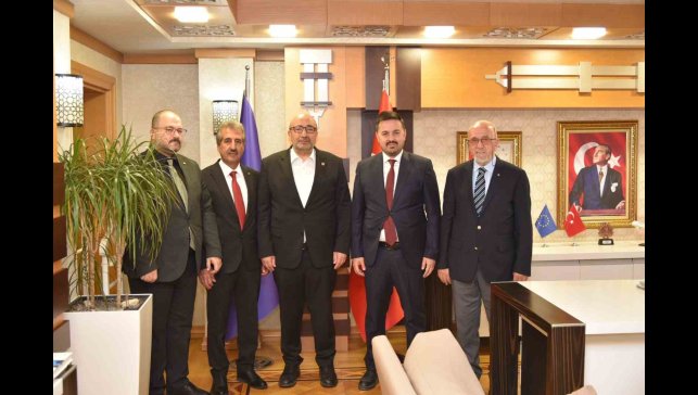 Başkan Dumandağ, "Amacımız Elazığ'ı, Türkiye genelinde de tarım ve hayvancılığın öncü şehirlerinden biri haline getirmektir"