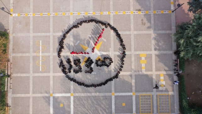 Elazığ'da ilkokul öğrencilerinden "10 Kasım" koreografisi