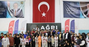 Ağrı, Taekwondo Dostluk Müsabakalarına Ev Sahipliği Yapıyor