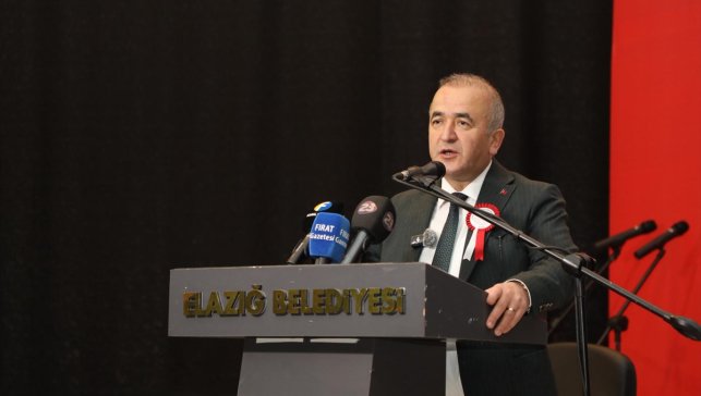 Şırnak ve Elazığ'da "24 Kasım Öğretmenler Günü" kutlandı
