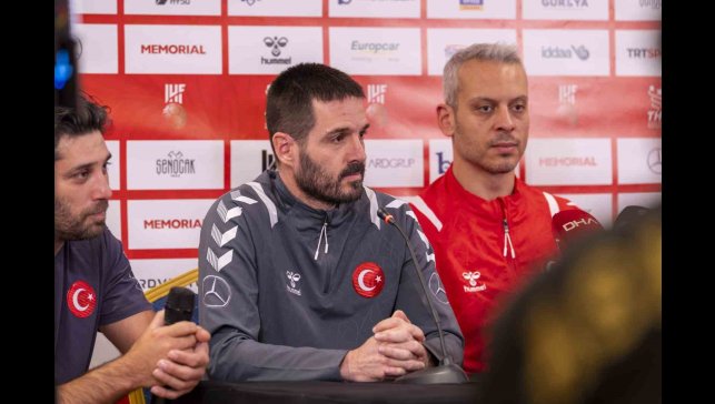 Elazığ'da milli maç heyecanı