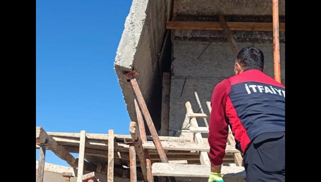 Patnos'ta inşaat kazası: 2 işçi yaralandı