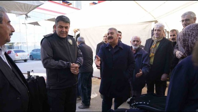 Başkan Sunar ve İl Emniyet Müdürü Karaduman'dan pazar denetimi