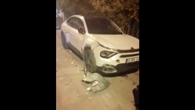 Muş'ta alkollü sürücü 5 araca çarparak kaçtı