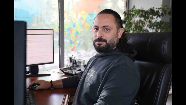 E-ticaret Uzmanı Sanaç: "Bir ürünü 100 liraya alıp 150 liraya satarsanız yaklaşık 60 lira zarar edersiniz"