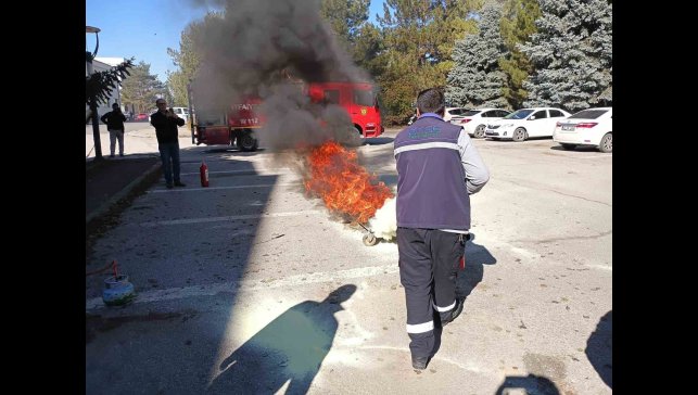 Erzincan'da güvenlik için güç birliği: İşletme binasında acil durum senaryosu uygulandı