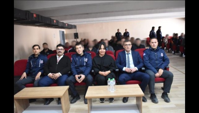 Bir sahne bin gelenek: ceza infaz kurumunda tiyatro rüzgarı