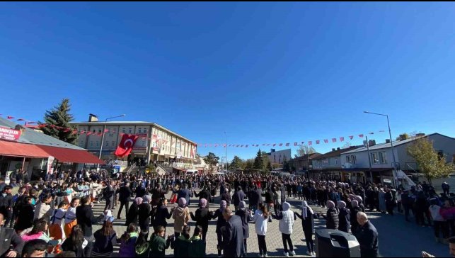 Arpaçay'ın Kurtuluşunun 105. yılı coşkuyla kutlandı