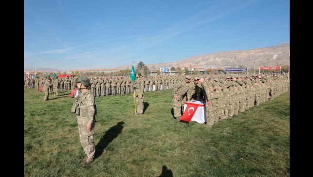 Erzincan'da bedelli erler yemin etti