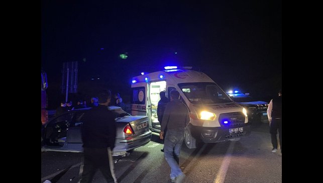 Malatya'da tır otomobille çarpıştı: 2 yaralı