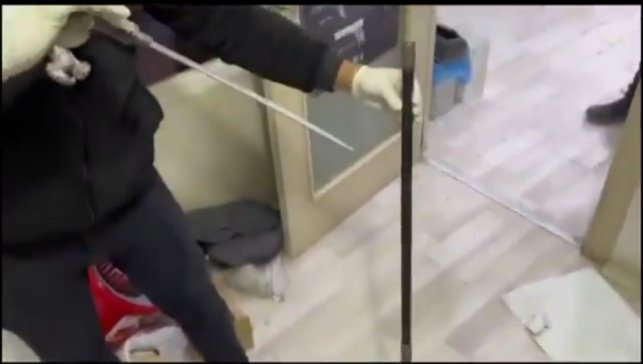 Van merkezli 5 ilde 36 adrese operasyon: Çok sayıda silah ve mühimmat ele geçirildi