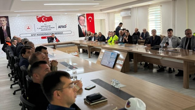 Van'da "Kış Tedbirleri Toplantısı" yapıldı