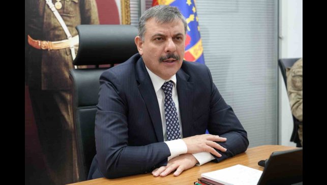 Vali Çiftçi; "Erzurum'da sokak hayvanları sorunu kalmayacak "