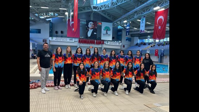 Elazığlı sporculardan su topunda büyük başarı