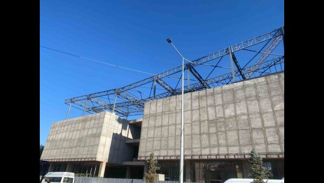 Patnos'ta Alışveriş merkezi inşaatında sona gelindi