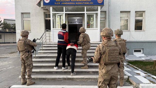 Muş'ta kardeşini silahla öldüren şüpheli Van'da yakalandı