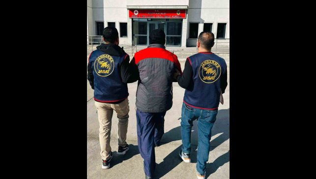 "Çocuğun Cinsel İstismarı" suçundan aranan şahıs Iğdır'da yakalandı