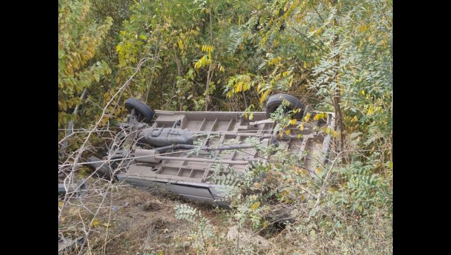 Malatya'da minibüs devrildi: 3 yaralı