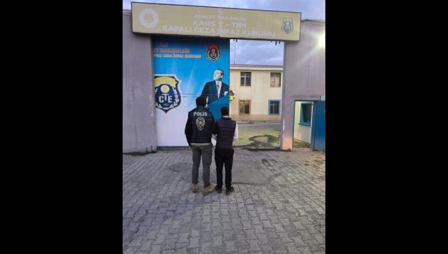 Kağızman'da polis uyuşturucu tacirlerine göz açtırmıyor