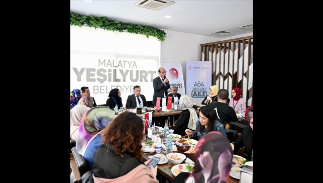 Yeşilyurt Belediyesi'nin ev sahipliği yaptığı 'Aile Mentörlüğü' eğitim programı tamamlandı