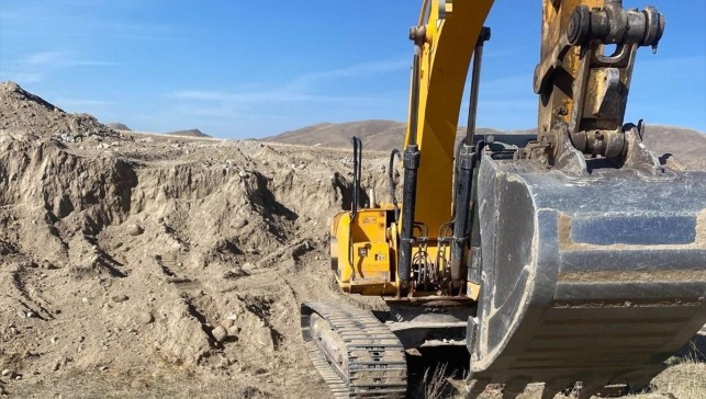 Erzurum'da kaçak kazı yapan 4 kişi suçüstü yakalandı