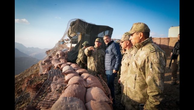 2. Ordu Komutanı Korgeneral Topaloğlu sınır noktasında