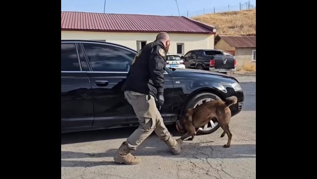 Hakkari'de 24 kilo 500 gram metamfetamin ele geçirildi
