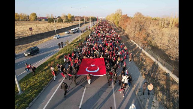 Erzurum'da 148 yıl önceki kahramanlık ruhu bir kez daha yaşatıldı