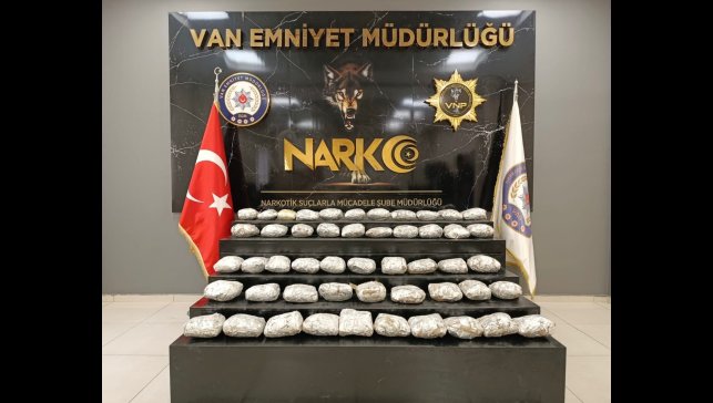 Van'da 19 kilo 660 gram skunk ele geçirildi