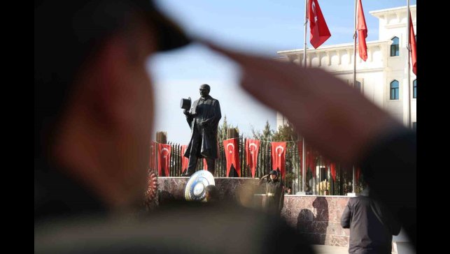 Elazığ'da 10 Kasım'da Atatürk saygıyla anıldı