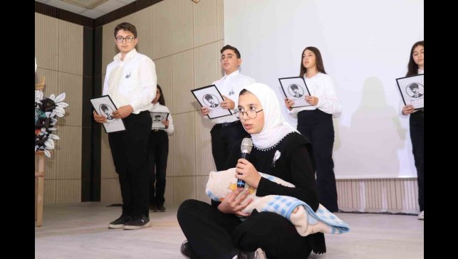 Gazi Mustafa Kemal Atatürk Oltu'da anıldı