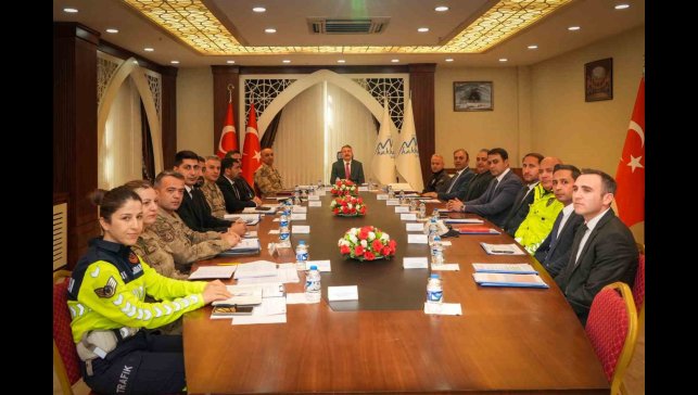 Hakkari'de asayiş toplantısı düzenlendi