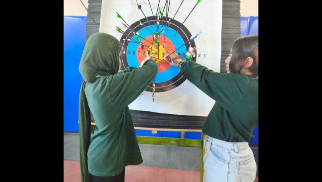 Korkut'ta okçuluk antrenmanları yoğun katılımla sürüyor