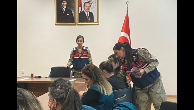 Kadın güvenlik güçlerinden KADES tanıtımı