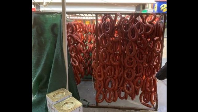 Ağrı'da etiketsiz ürünlere geçit yok: 415 kilo sucuk ele geçirildi