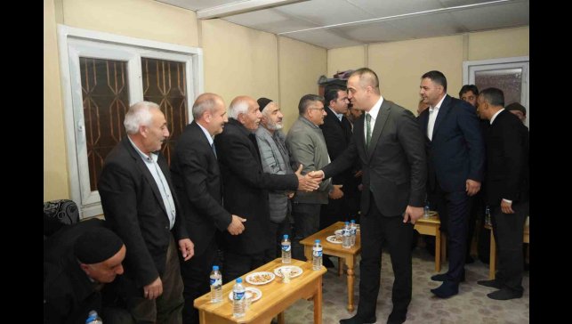 MHP'den "Hayırlı günler komşum" ziyaretleri