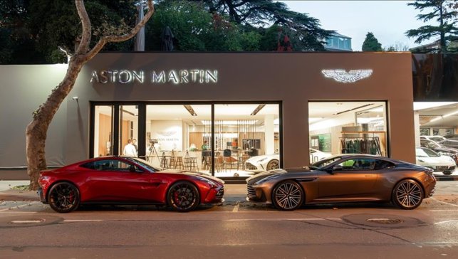 Aston Martin Türkiye'den Formula 1 temalı Vantage deneyimi