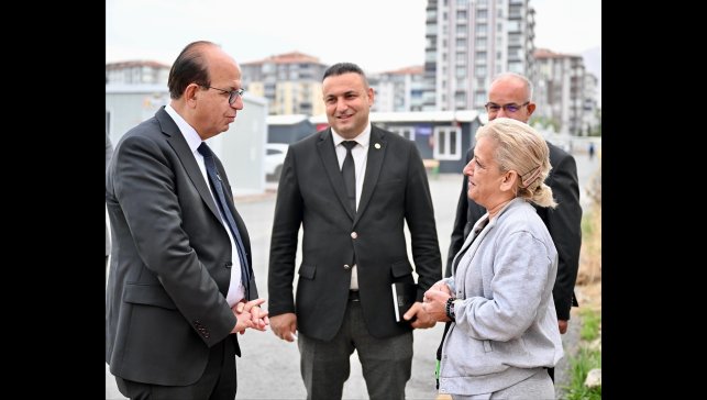 Başkan Geçit, esnafın görüş ve taleplerini yerinde değerlendirdi