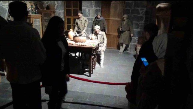 Kars'ta tarihe yolculuk: Kafkas Cephesi Harp Tarihi Müzesi'ne yoğun ilgi