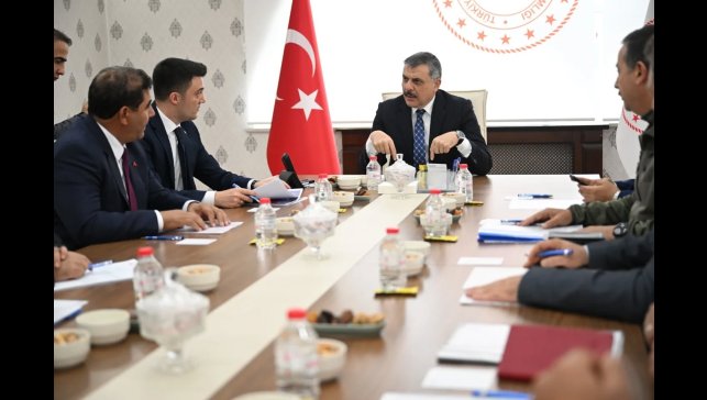 Vali Çiftçi, Horasan'da