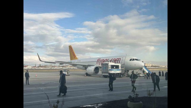 Van Ferit Melen Havalimanında uçuşlar yeniden başladı